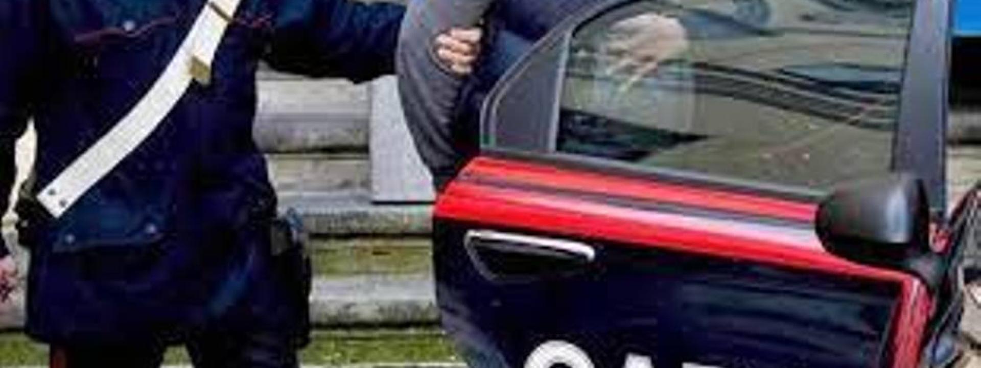 Lite condominiale per una finestra, 50enne accoltellato dal vicino di casa