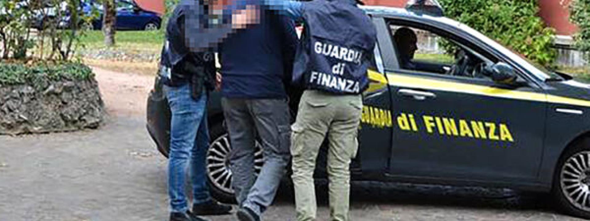 Le mani della 'ndrangheta sui lavori per la rete ferroviaria: 15 arresti