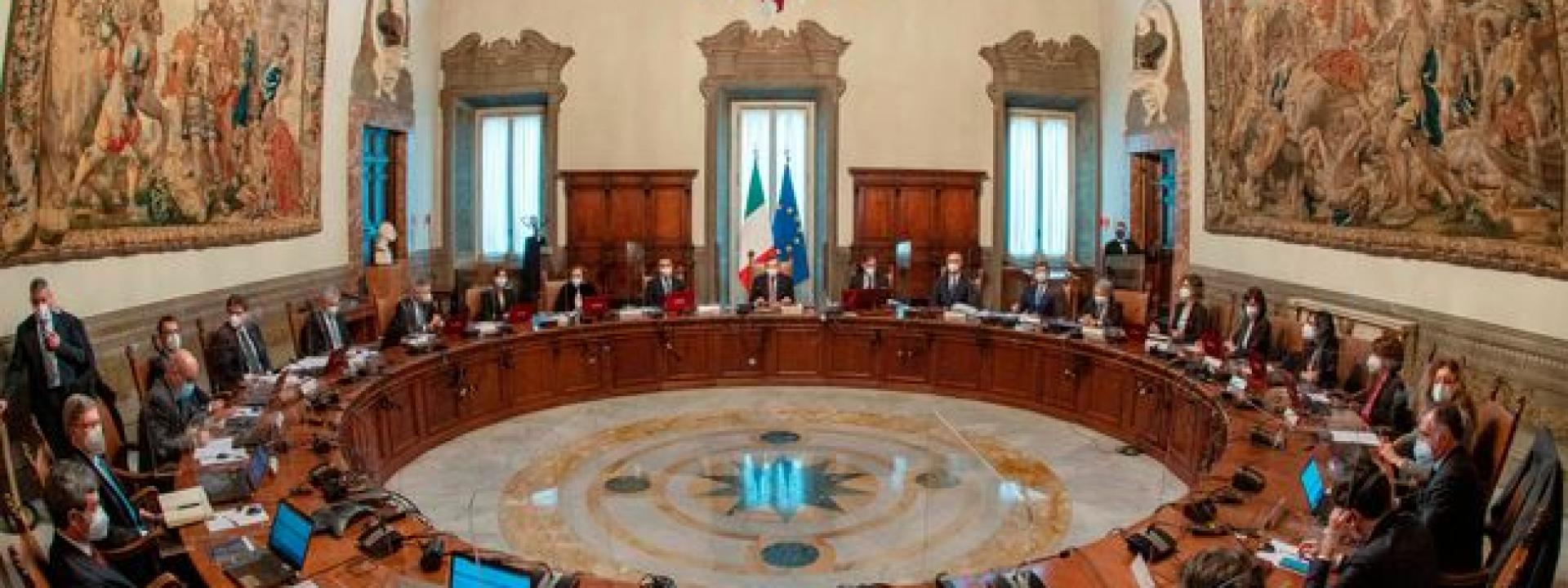 Case al mare, terreni, auto: ecco le proprietà dei ministri del Governo Draghi