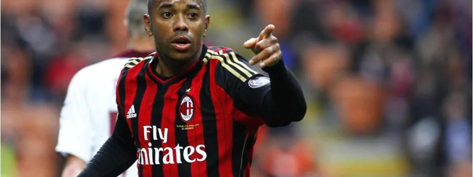 Stupro di gruppo, la Procura di Milano chiede l'estradizione per Robinho