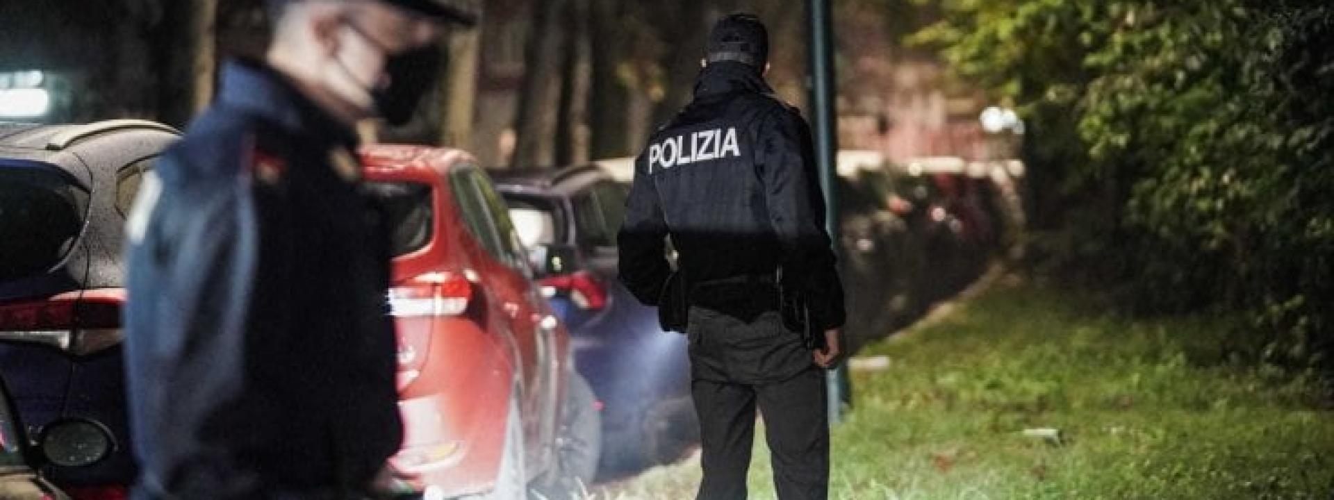 Cadavere trovato in un campo: ipotesi omicidio