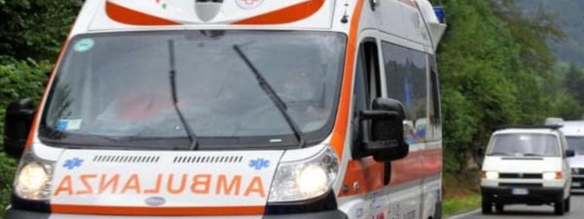 Incredibile tragedia: bimbo di 4 anni muore soffocato da un wurstel