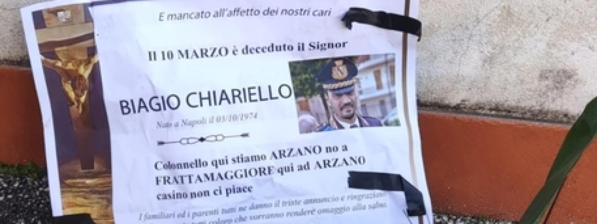 Macabro avvertimento al comandante dei Vigili: un manifesto funebre con la data di morte