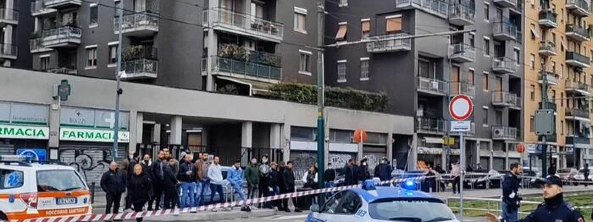 Choc in strada: 34enne uccide a coltellate il padre