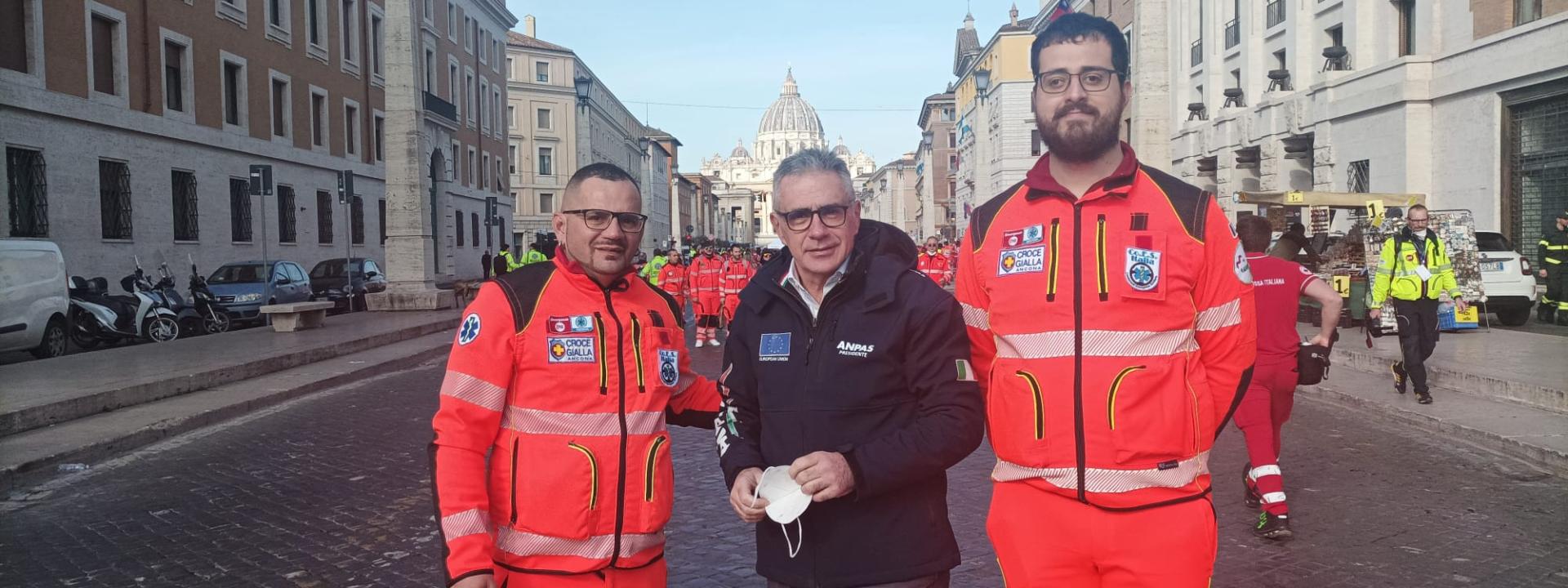 Anche la Croce Gialla di Ancona a Roma per i 30 anni del 118