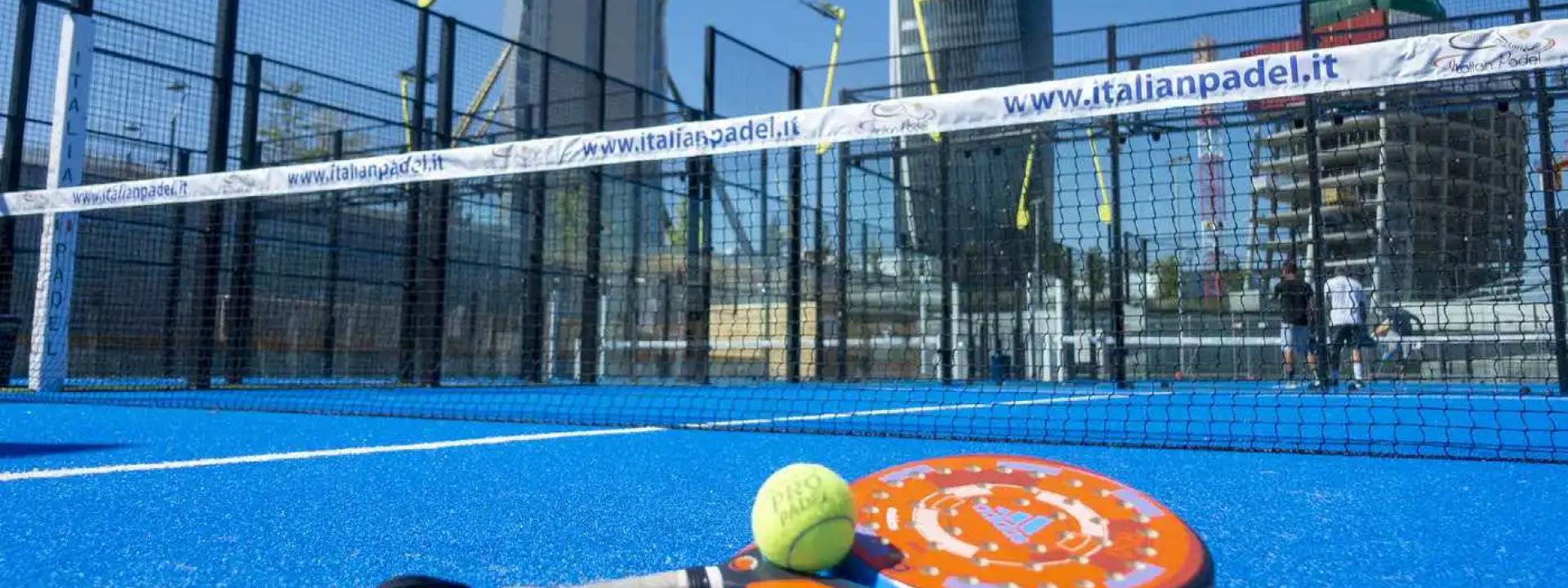 Marche - Colto da infarto mentre gioca a padel: 51enne a Torrette in codice rosso