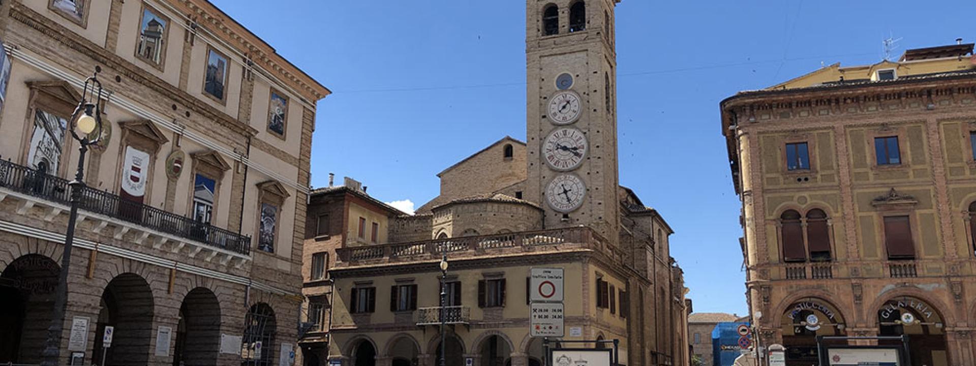 Marche - Tolentino, il Partito Comunista: 