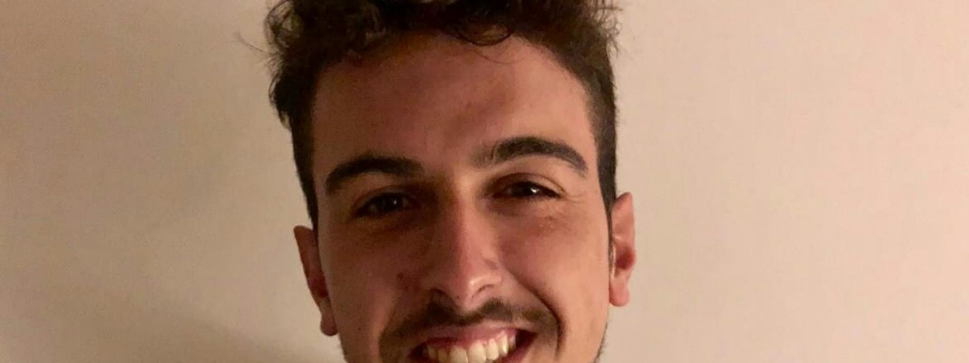 Marche - Addio a Nicolò: il sorriso dell'infermiere si è spento a 28 anni