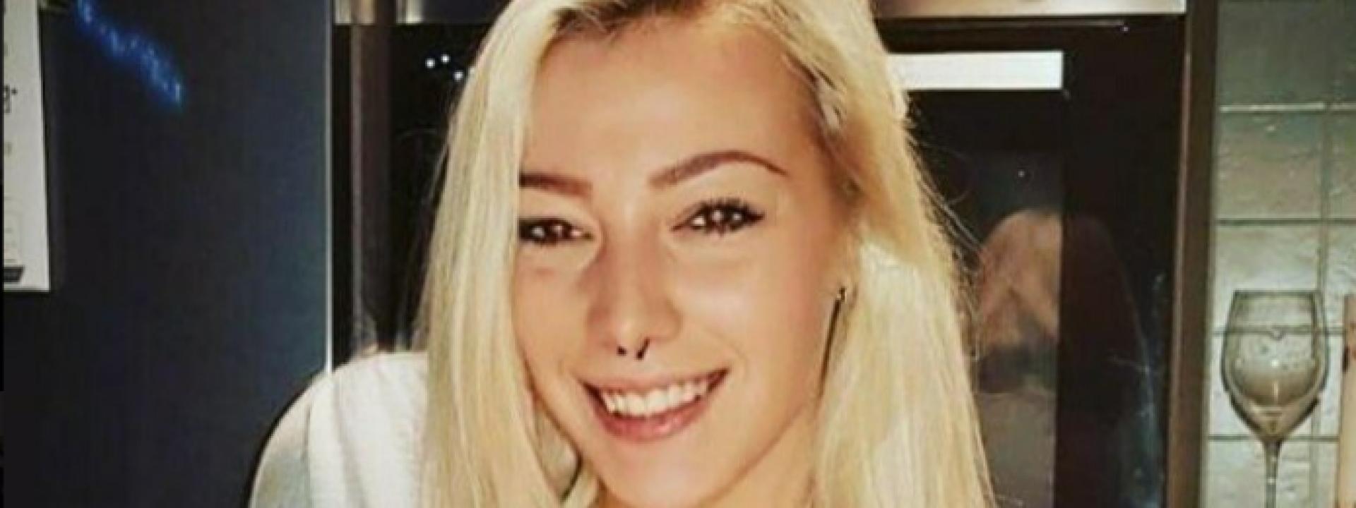 La moto sbanda e si schianta contro il guard-rail: Alexandra muore a 25 anni