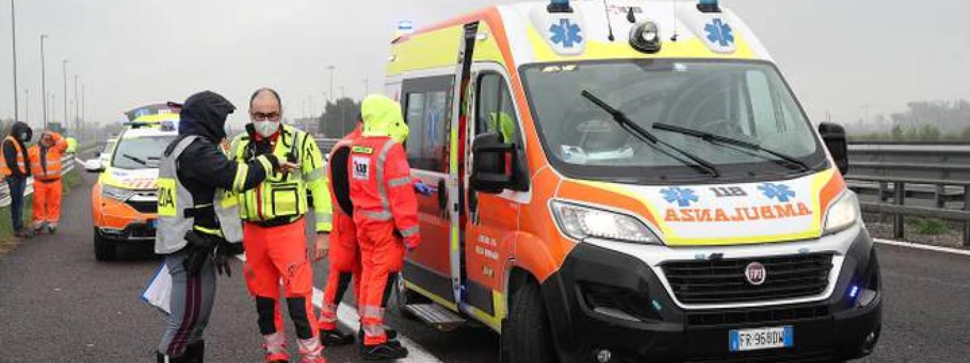 Incidente in A14, morto un operaio