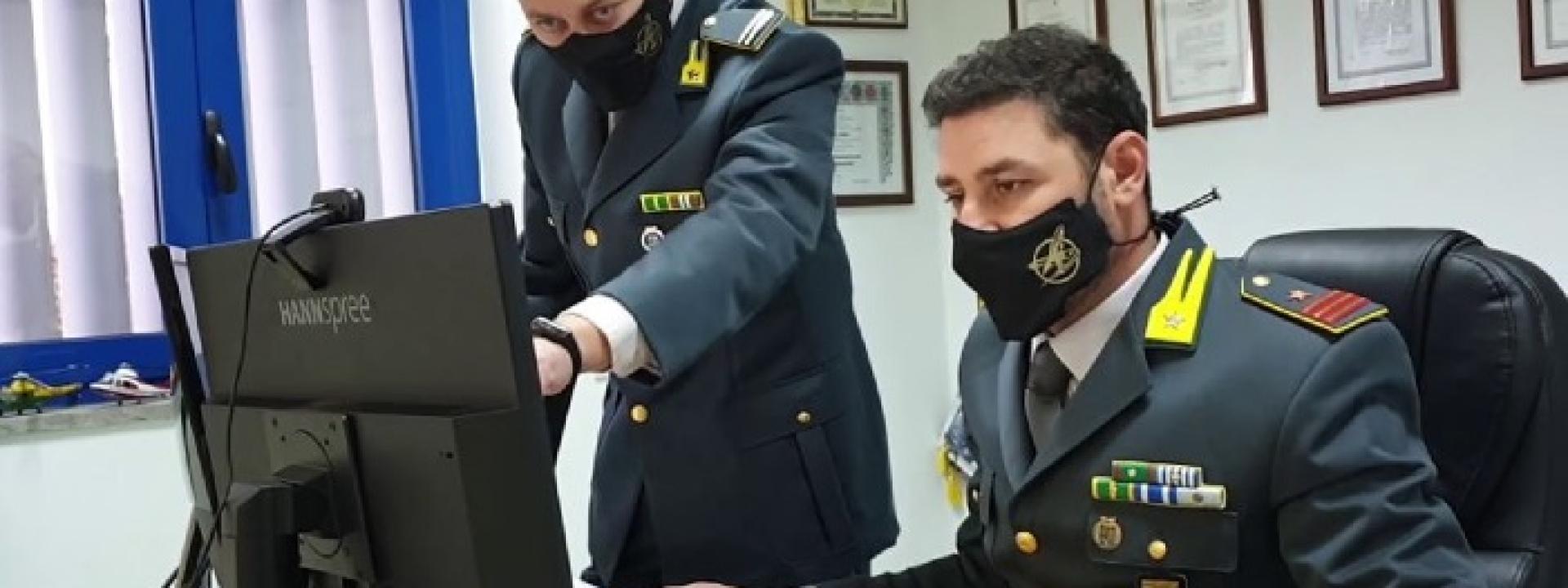 Marche - Commercialista protagonista di truffe e fatturazioni false: indaga la Finanza