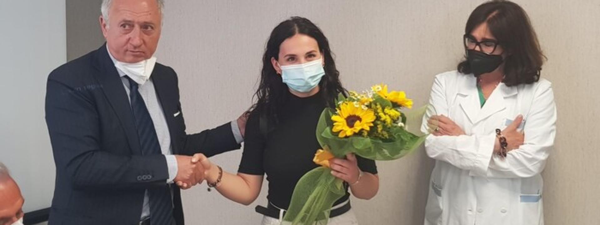 Marche - Ragazza di 22 anni salvata grazie a un trapianto inaugura la nuova rianimazione di Ancona