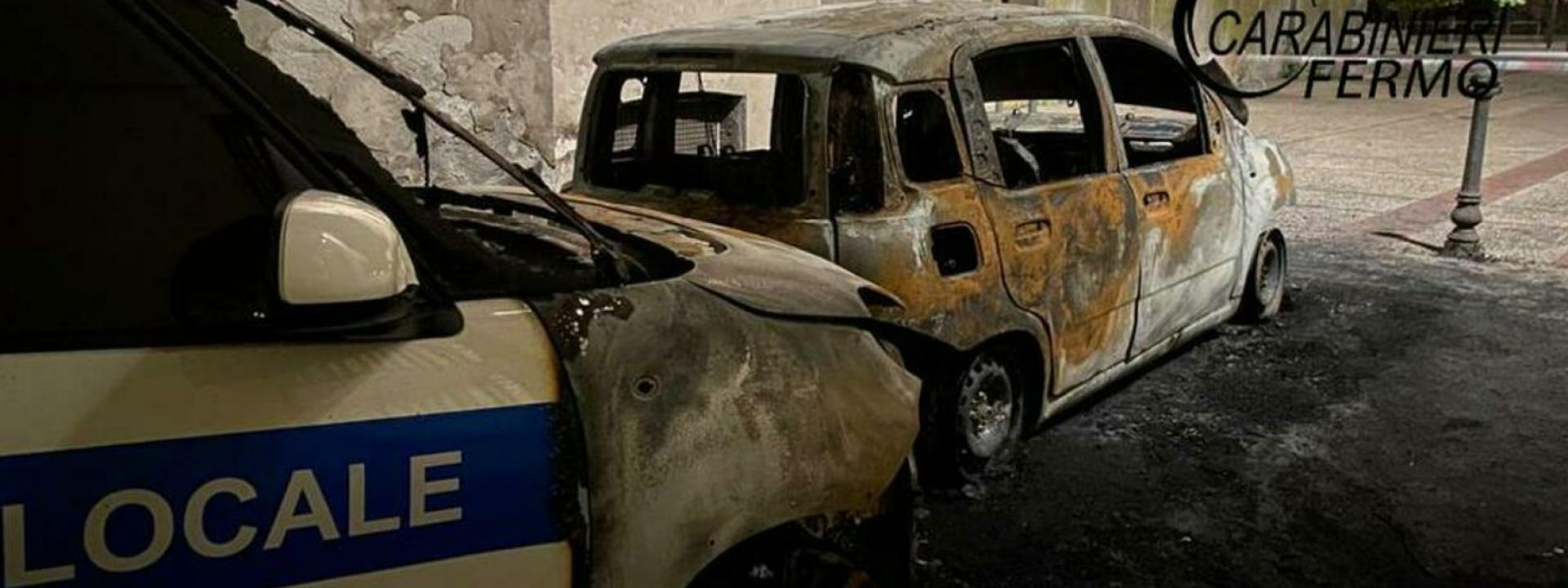 Marche - Incendia le auto della polizia locale, preso un 29enne nordafricano