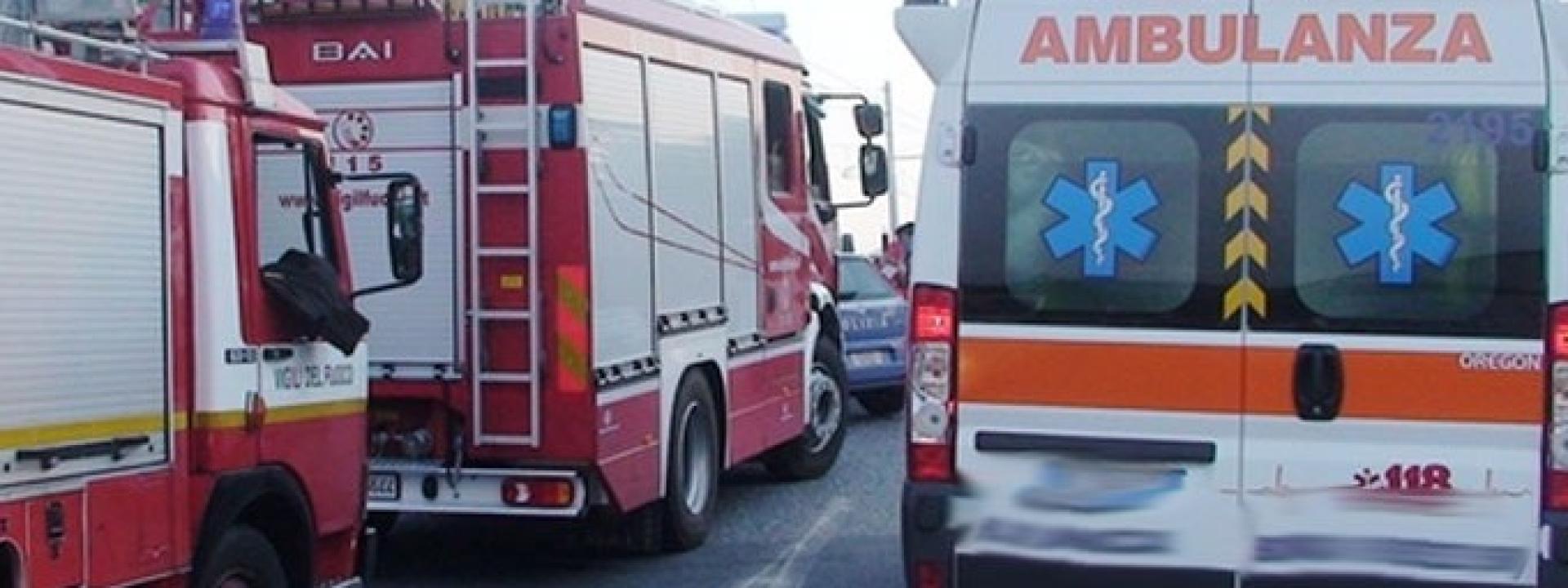 Marche - Allarme per un'auto precipitata in un dirupo: ma dentro non c'era nessuno