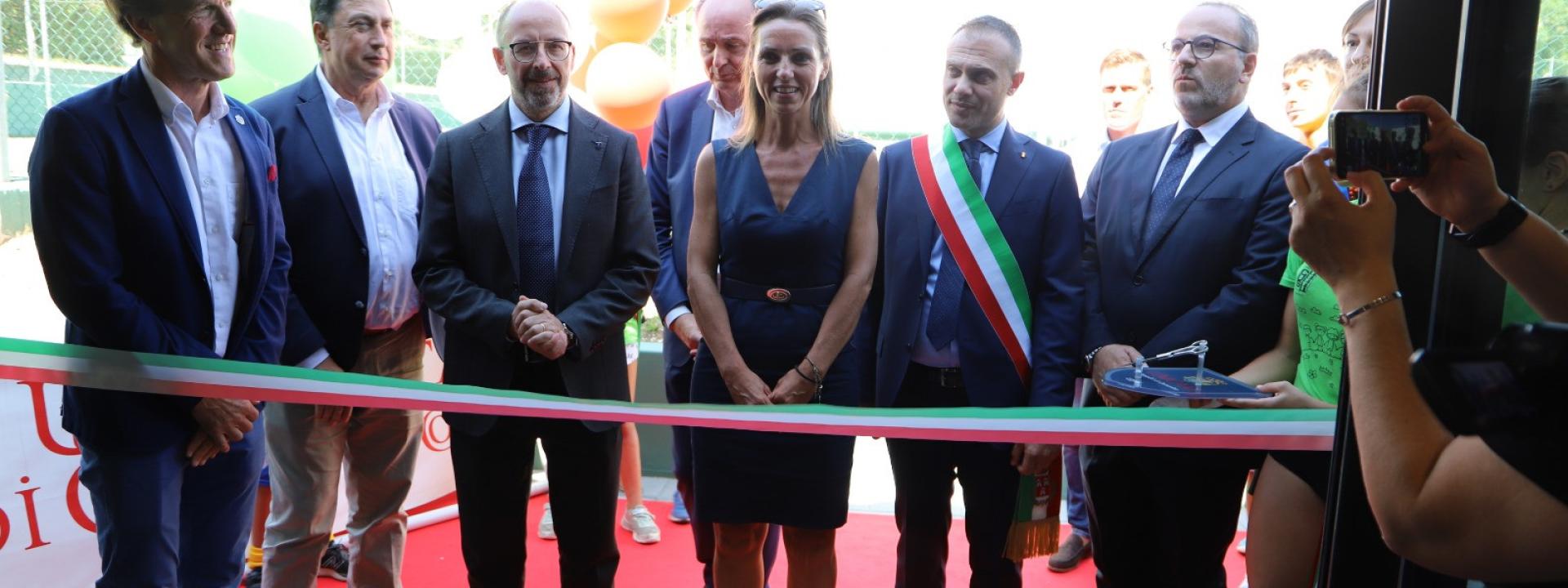 Marche - A Camerino inaugurato il nuovo Palatennis