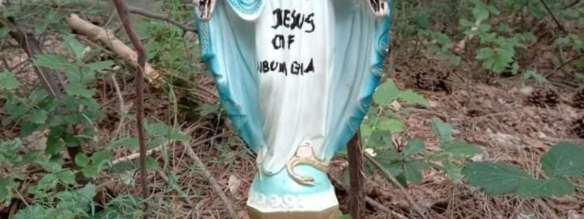 Marche - Choc a Treia: vandalizzata una statua della Madonna (foto)