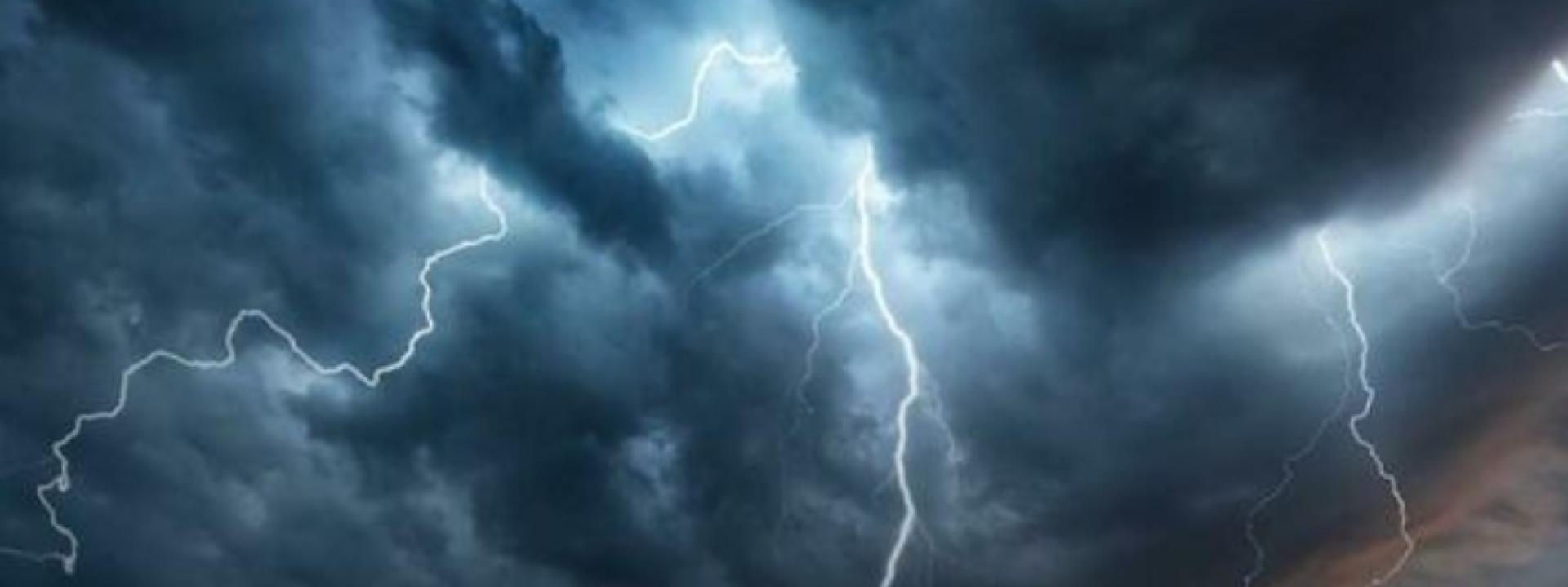 Marche - Nuova allerta meteo per temporali dalle 21 di venerdì