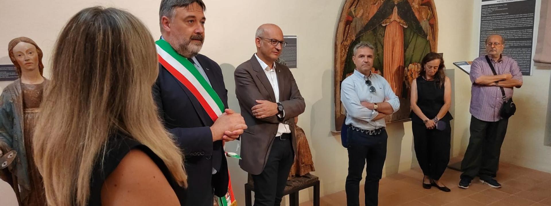 Marche - Sarnano, inaugurata l'esposizione “Storia di una Signoria nel Piceno al tempo degli Svevi”