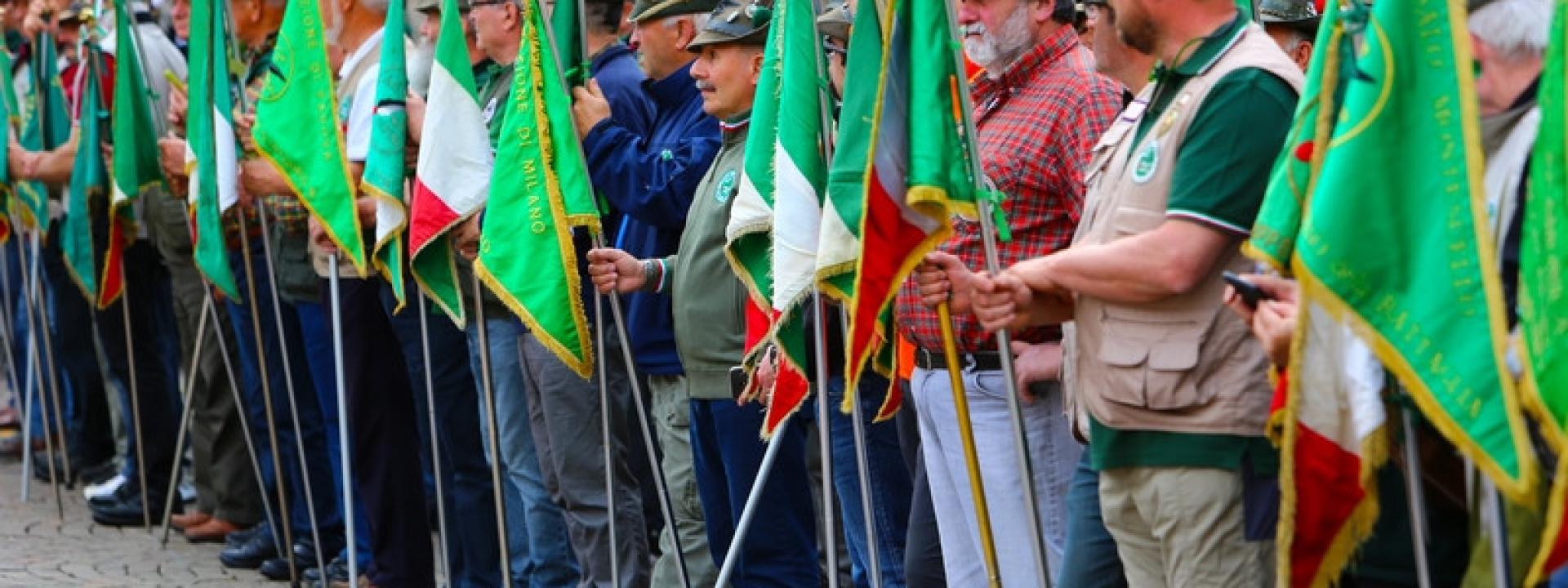 Marche - Sarnano ospita per due giorni il raduno degli Alpini