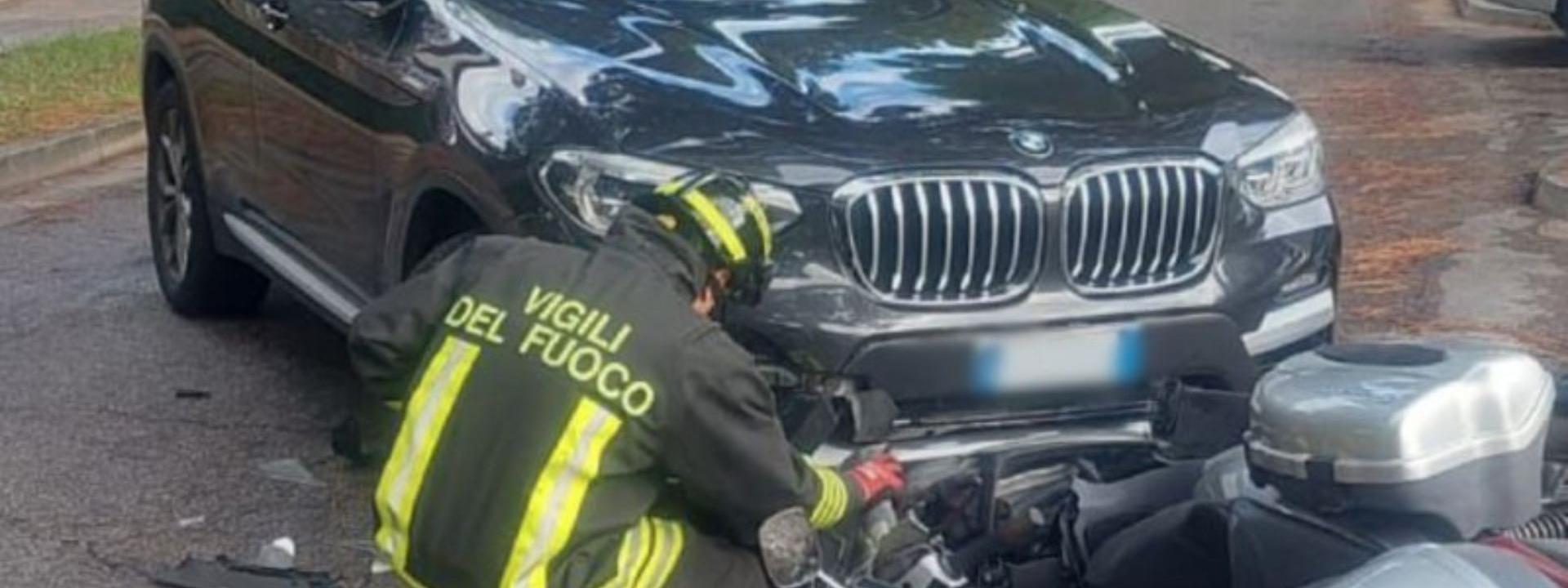 Marche - Scontro fra auto e scooter: un ferito a Torrette