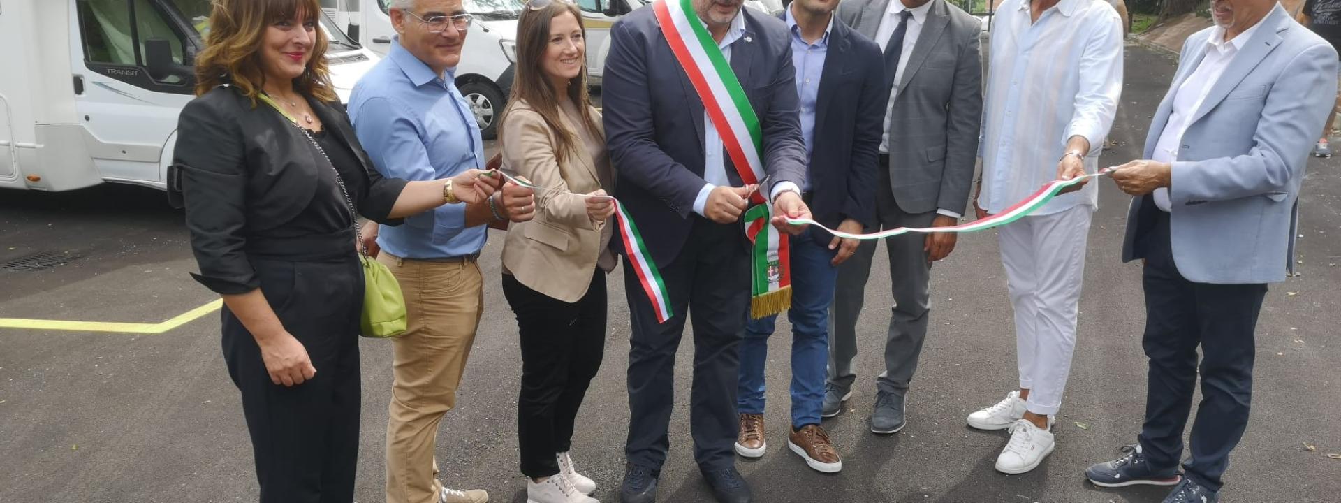 Marche - Sarnano, inaugurata ufficialmente la nuova area camper