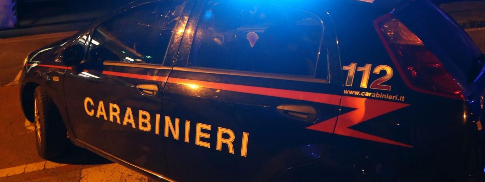 Marche - L'ex cameriere si vendica dando fuoco al locale e distruggendo una Range Rover: arrestato