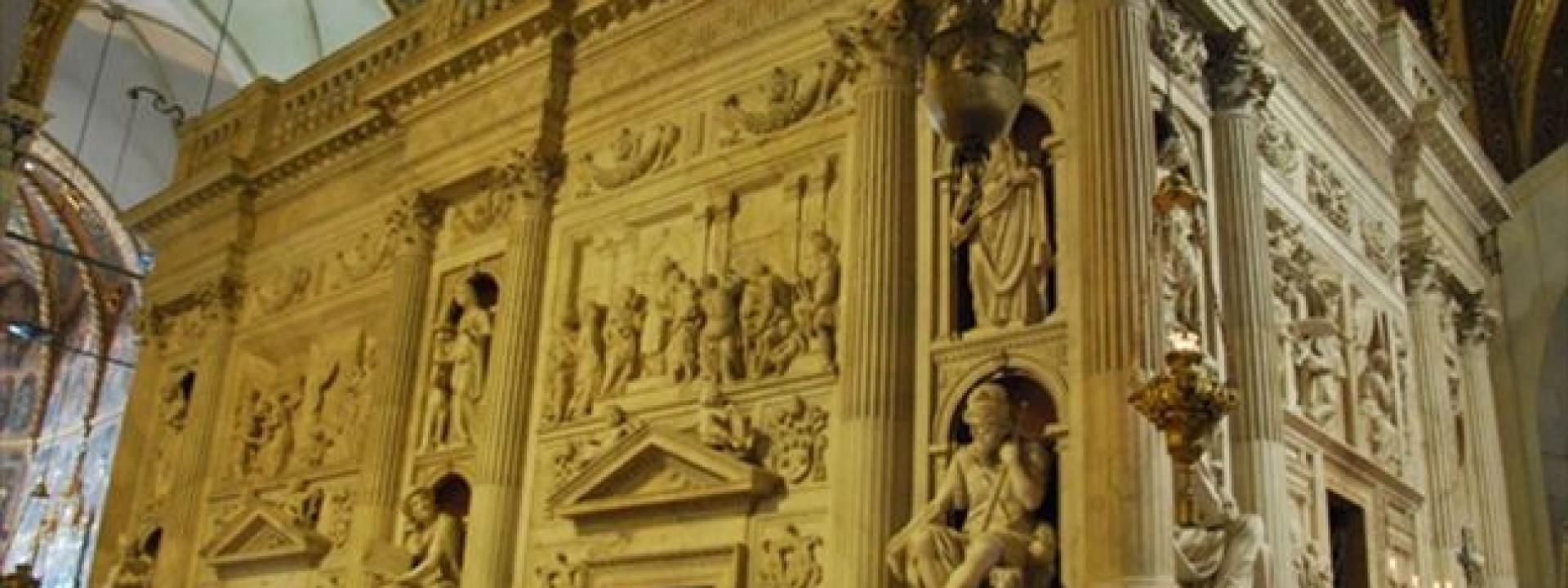 Marche - All’Abbadia di Fiastra il prof. Santinelli racconta la storia della Santa Casa di Loreto