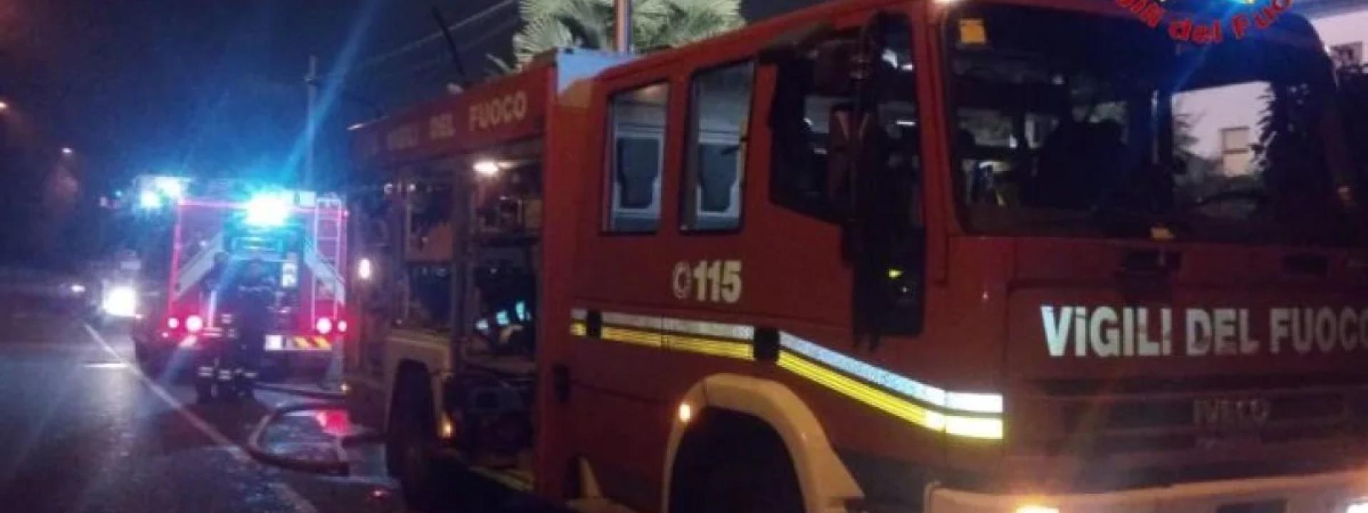 Marche - Incendio nella notte, anziana muore nel suo appartamento