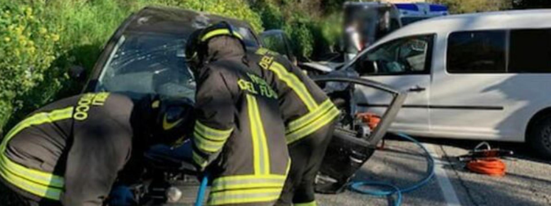 Marche - Frontale fra Sforzacosta e Macerata, strada riaperta al traffico