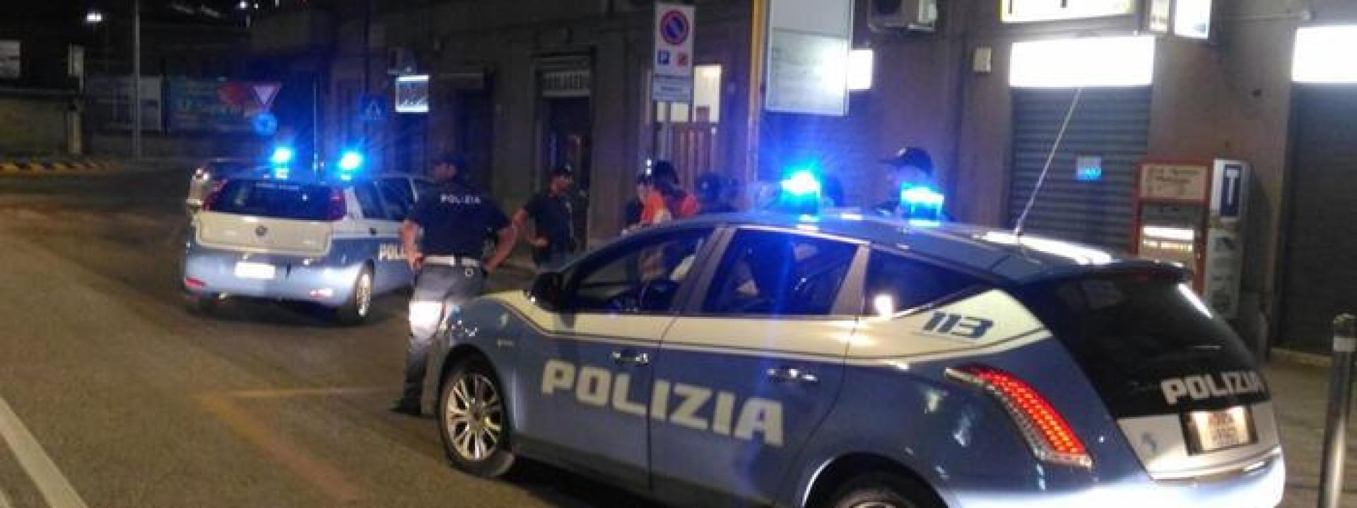 Marche - Diciassettenne pestato in piazza: emessi quattro Daspo Willy