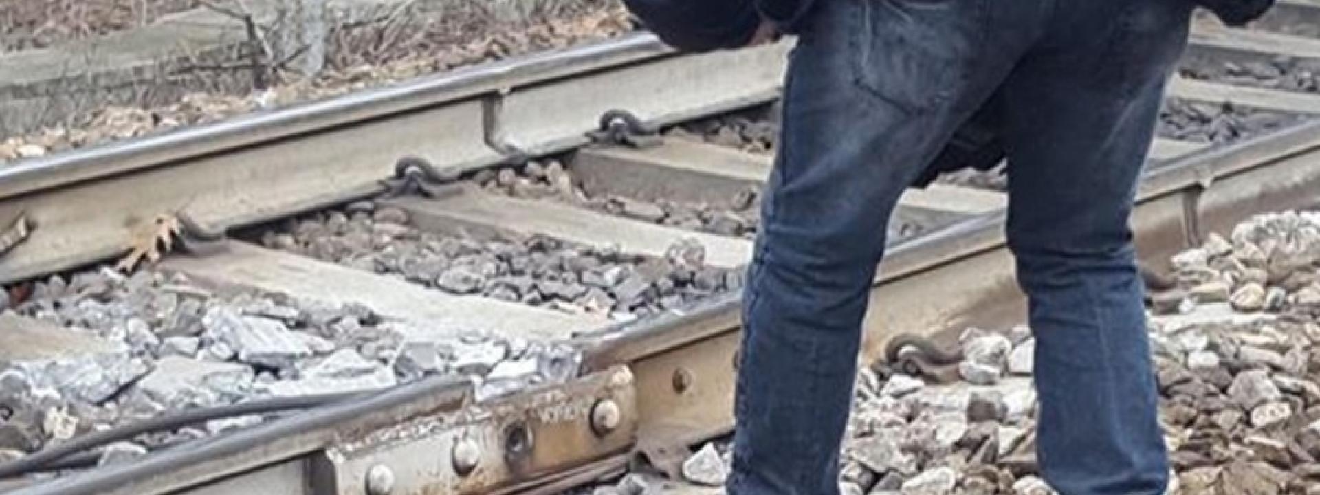 Marche - Civitanova, tragedia all'alba: giovane donna travolta da un treno