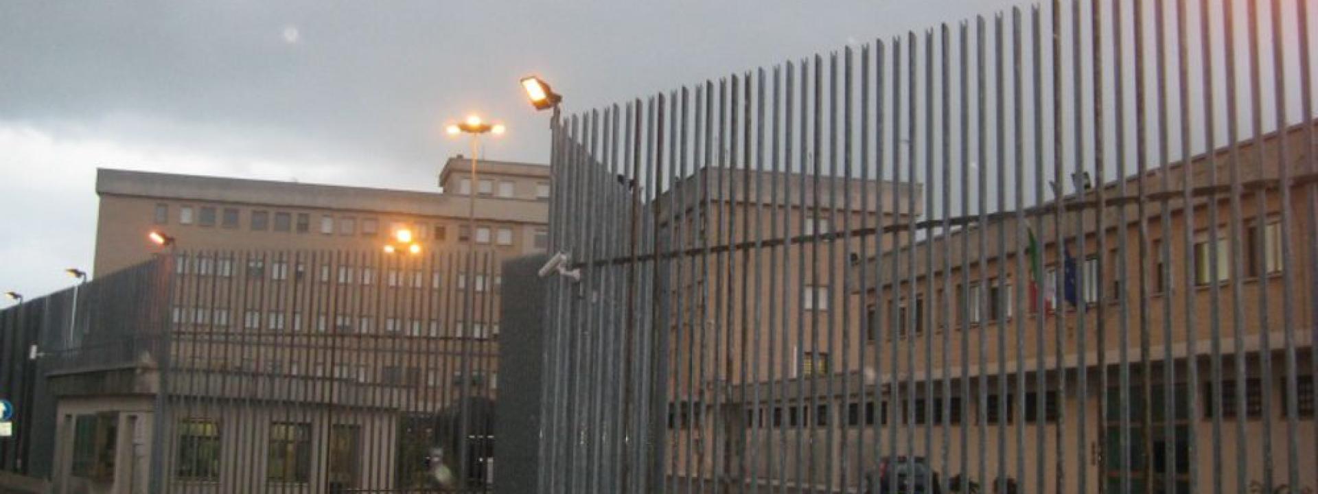Marche - Detenuto di 36 anni trovato morto in cella a Montacuto