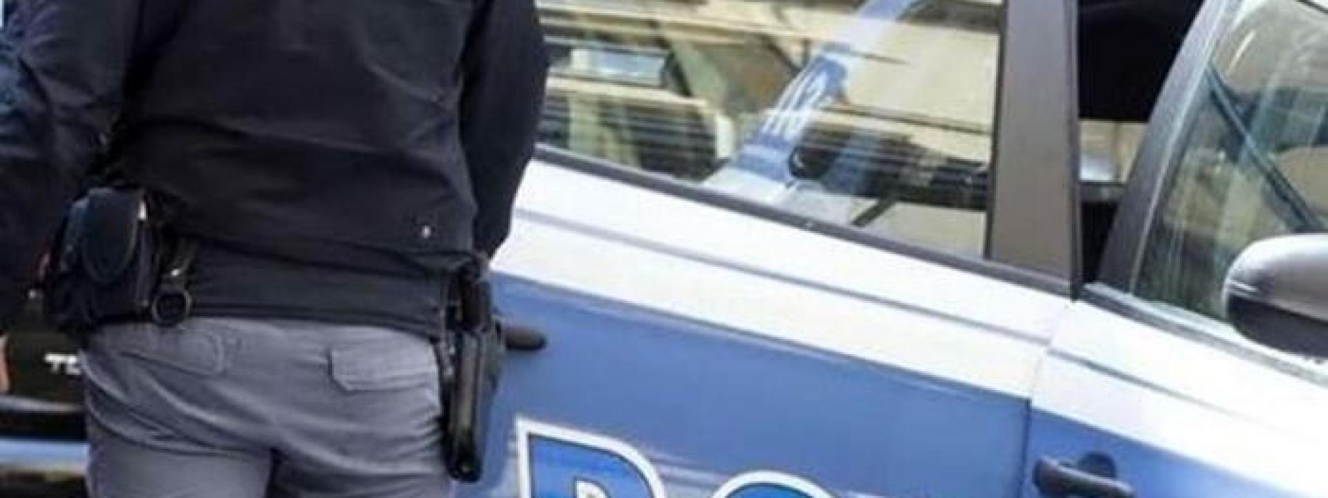 Marche - Gomitate e spintoni ai poliziotti: nigeriano in manette