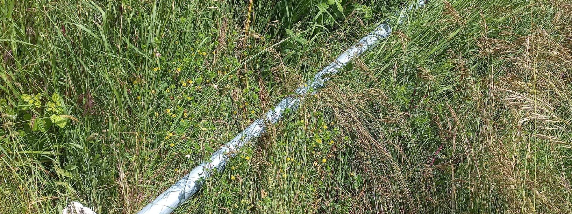 Marche - San Severino, vandali in azione a Roccaccia: divelti alcuni segnali stradali