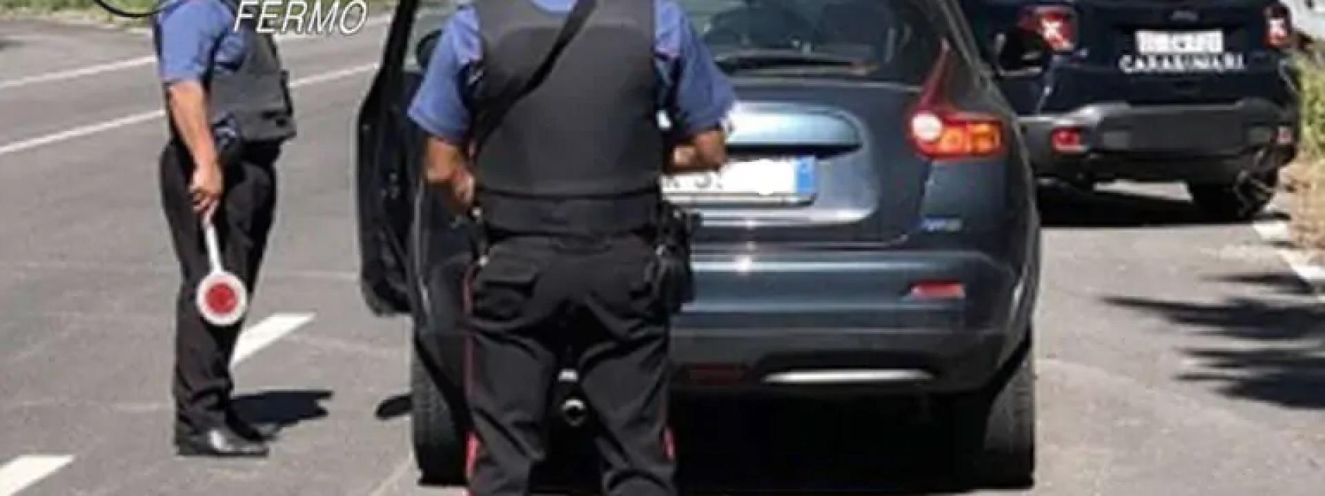 Marche - Mezzi rubati recuperati e un tunisino pluripregiudicato denunciato: interventi in serie dei carabinieri