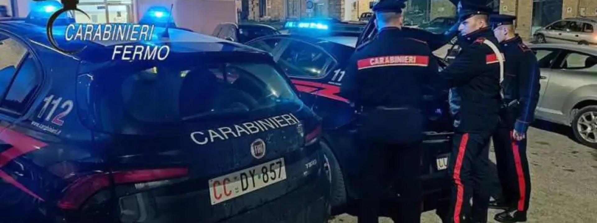 Marche - Controllo a sorpresa dei carabinieri nel bar: il gestore nei guai per spaccio