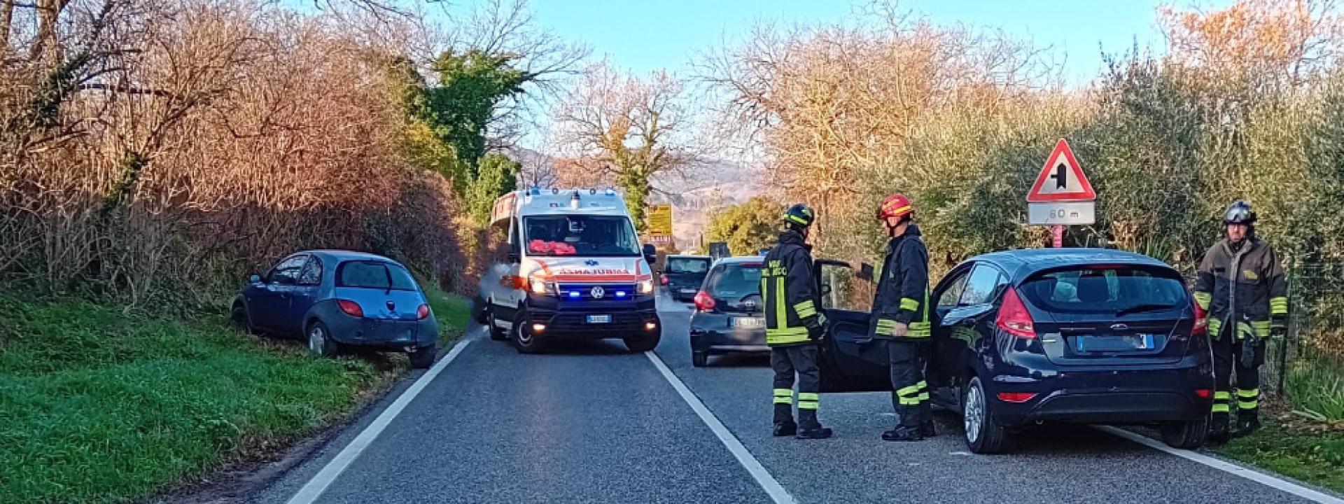 Marche - Scontro all'incrocio, ferite una donna di San Severino e una di Tolentino