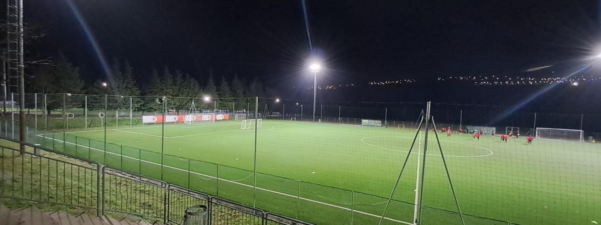 Marche - Camerino, completati i lavori per la nuova illuminazione del campo da calcio comunale