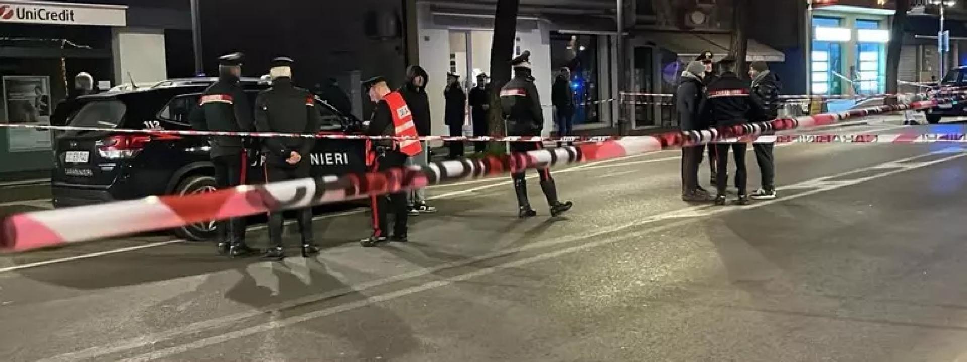 Egiziano accoltella quattro persone, carabiniere spara per difendersi e lo uccide