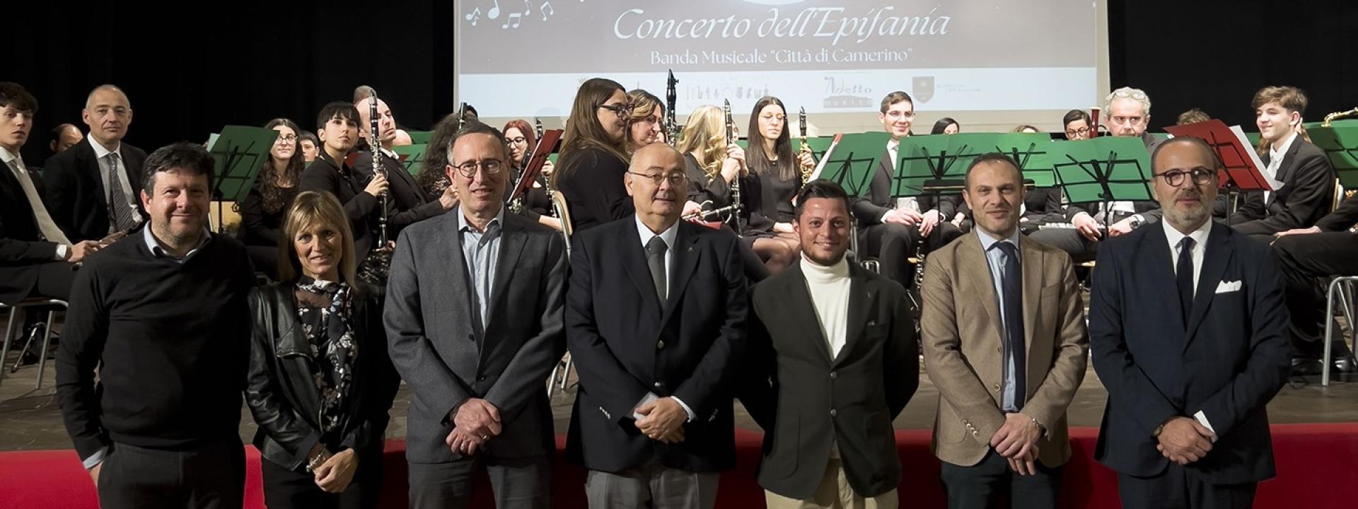 Marche - “Quest’anno il Natale è a…Camerino”: presentato il calendario degli eventi natalizi 2025