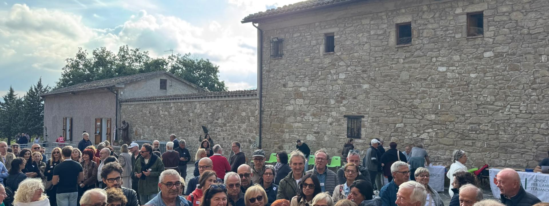 Marche - Contram valorizza il patrimonio culturale: da Renacavata a Rocca Varano, collegamenti speciali per riscoprire Camerino