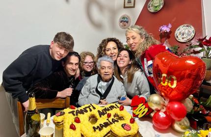 Marche - Sarnano festeggia il secolo di vita di nonna Filomena