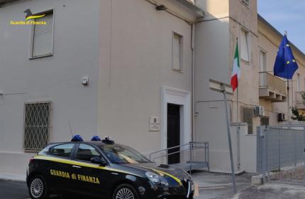 Marche - Macerata, sequestrati 3387 prodotti elettrici e elettronici non sicuri