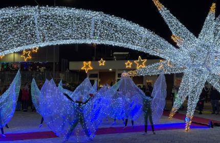 Marche - Camerino accende il Natale: l’8 dicembre al Sottocorte Village la magia dell’accensione delle luminarie