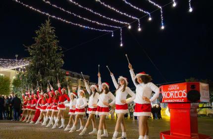 Marche - San Severino Christmas Town: la festa si anima con majorettes e dj set