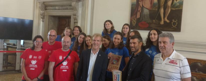 Marche - Cus Camerino e Unicam protagonisti a Venezia per le 50 edizioni del torneo storico di Campo San Giacomo